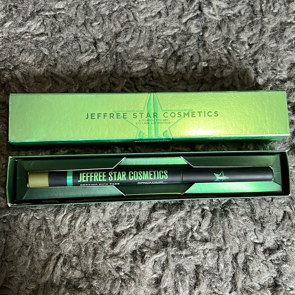 💚JS Eye-Liner💚